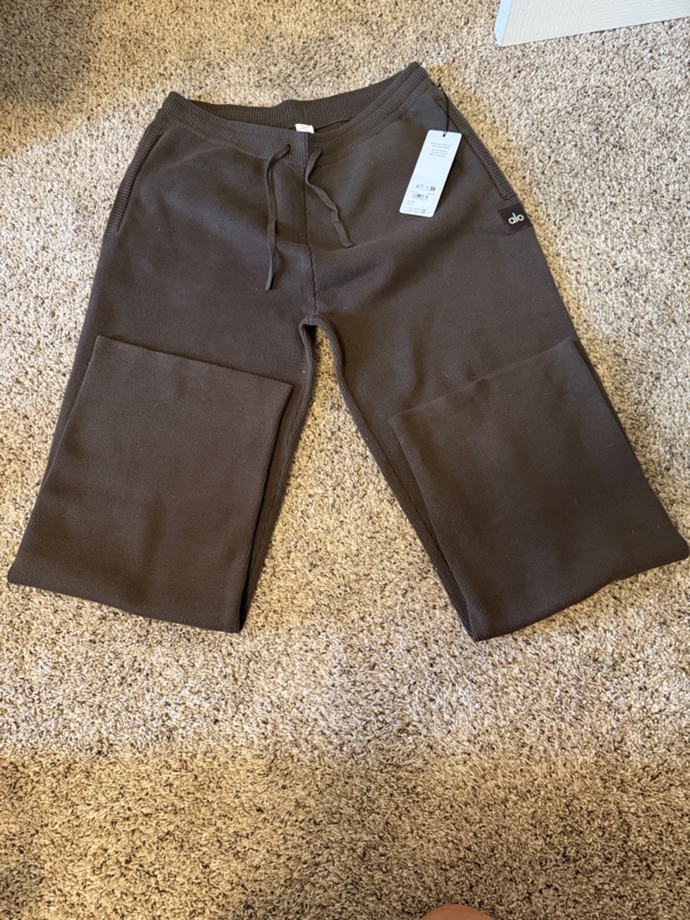 ALO Yoga XL Schollar Expresso Straight-Leg Sweatpant in Espresso Brown